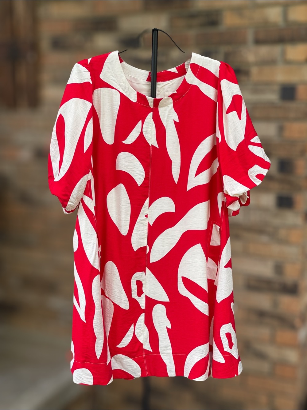 Umgee XL Red White Abstract Print Dress Puff Sleeve Pockets NWT